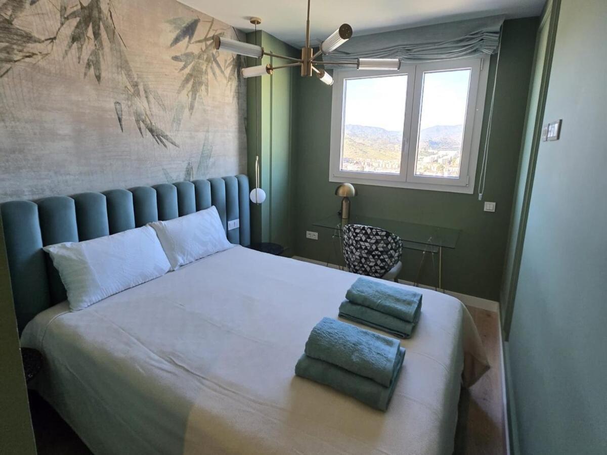Apartment Luxury 3 Bed 26 Floor Málaga