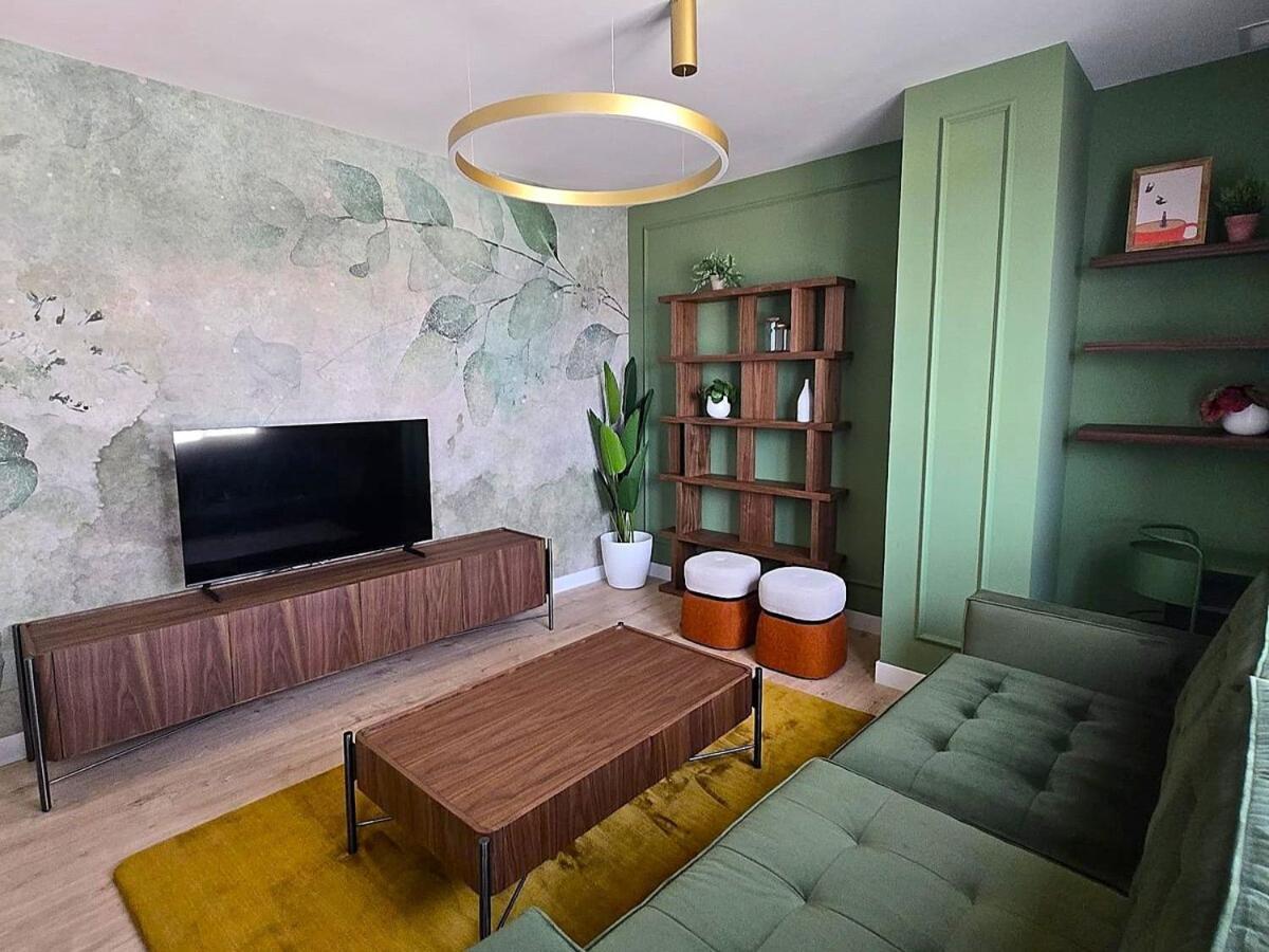 Apartment Luxury 3 Bed 26 Floor Malaga